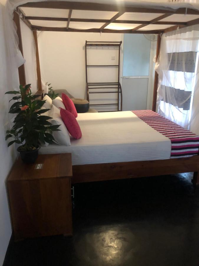 Hiriketiya New Radiant House Hotel Dikwella Luaran gambar