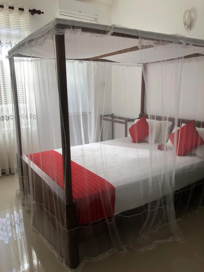 Hiriketiya New Radiant House Hotel Dikwella Luaran gambar