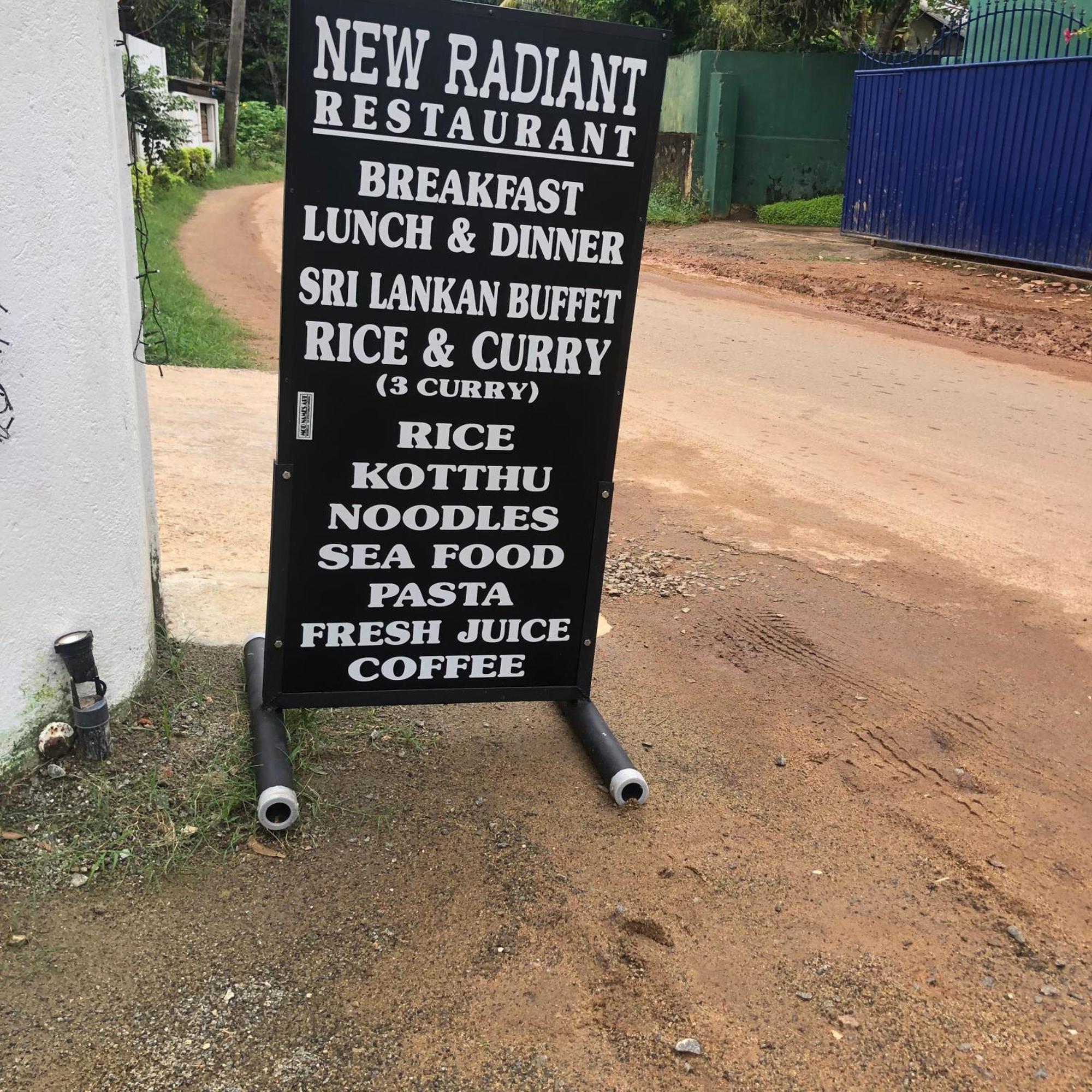 Hiriketiya New Radiant House Hotel Dikwella Luaran gambar