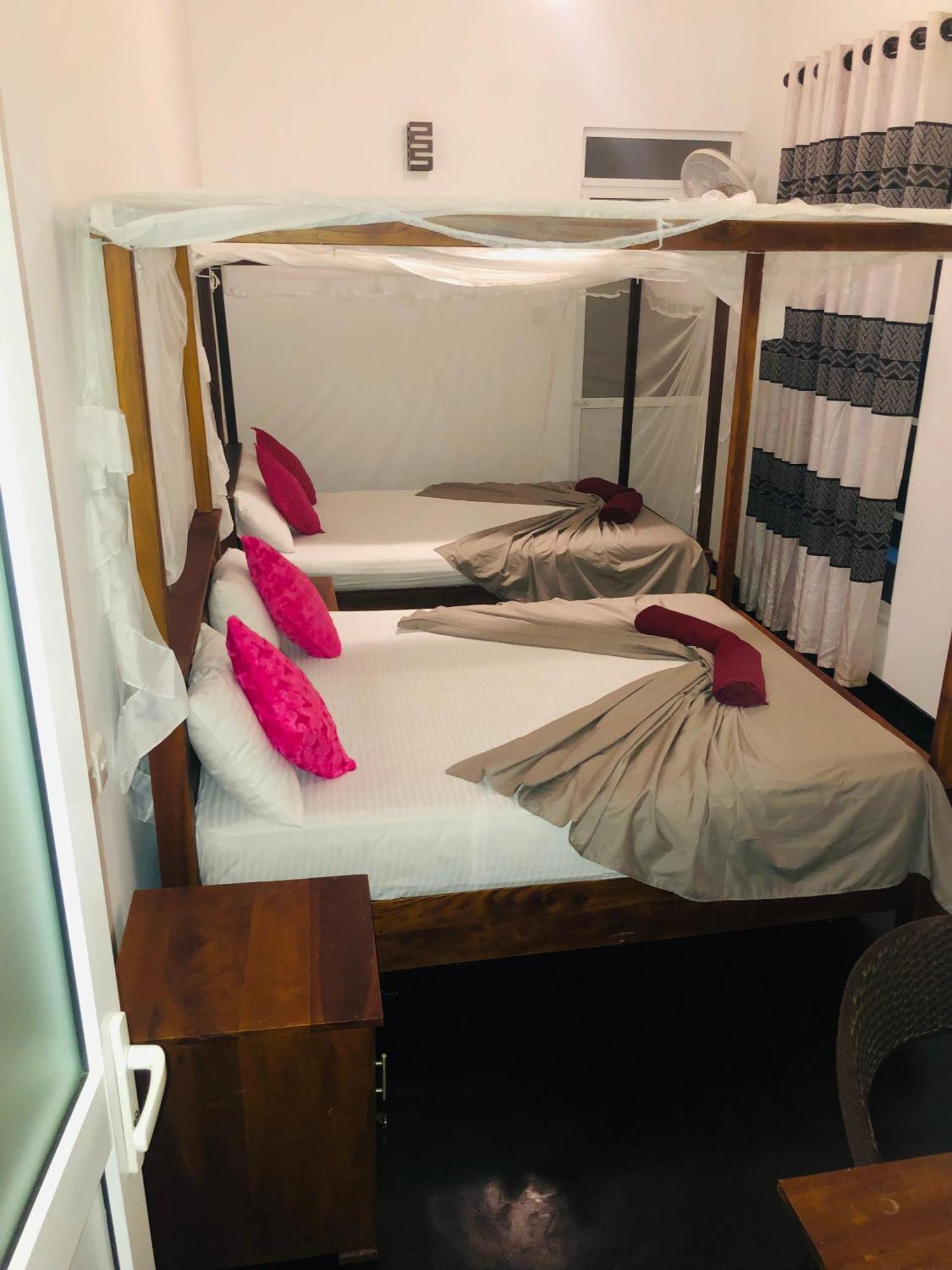 Hiriketiya New Radiant House Hotel Dikwella Luaran gambar